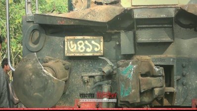 দর্শনায় দুই মালবাহী ট্রেনের সংঘর্ষ