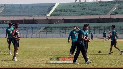 খুলনা টাইটানসের বোলিং অনুশীলন