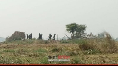 চাঁপাইনবাবগঞ্জের চর আলাতুলীতে জঙ্গি আস্তানায় র&zwnj;্যাবের অভিযান