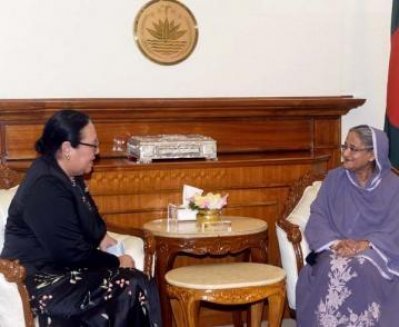 প্রধানমন্ত্রী শেখ হাসিনা ও জাতিসংঘের আন্ডার সেক্রেটারি ফেকিতামোলয়া কাতোয়া ইউটোয়িকামানু 