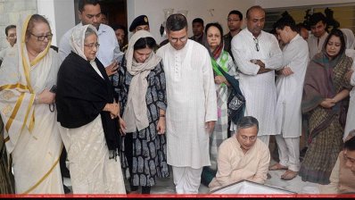 প্রয়াত মেয়রকে প্রধানমন্ত্রীর শ্রদ্ধা
