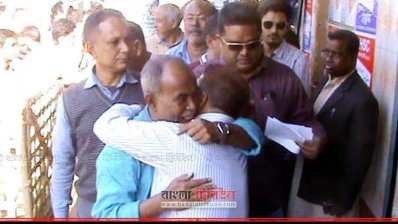 জনসংযোগে জাতীয় পার্টির প্রার্থী মোস্তাফিজার রহমান মোস্তফা