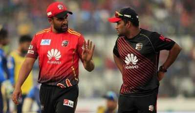 কুমিল্লা কোচ সালাউদ্দিনের সঙ্গে তামিম