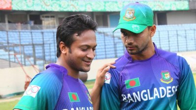 ওয়ানডে অধিনায়ক মাশরাফির সঙ্গে টি-টোয়েন্টি অধিনায়ক সাকিব