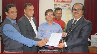 জবি শিক্ষক সমিতির সভাপতি মনিরুজ্জামান, সম্পাদক আব্দুল বাকী