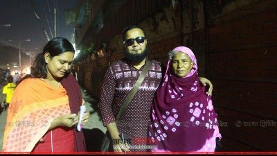 সিদ্দিকুর ও তার মায়ের সঙ্গে বাংলা ট্রিবিউনের প্রতিবেদক তাসকিনা ইয়াসমিন