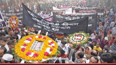 মিরপুর শহীদ বুদ্ধিজীবী স্মৃতিসৌধে ঢাবির শ্রদ্ধা