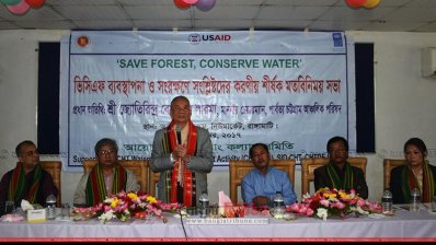 পাহাড়ের মানুষ চায় একটি গণমুখী শাসন ব্যবস্থা: সন্তু লারমা