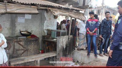 নিহত টিপুর চা-পুরির দোকান