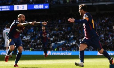 মেসির ডান পায়ে নেই বুট