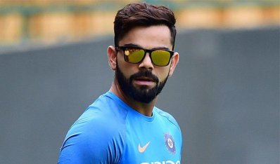 দক্ষিণ আফ্রিকা সফরে ওয়ানডে দলে কোহলি