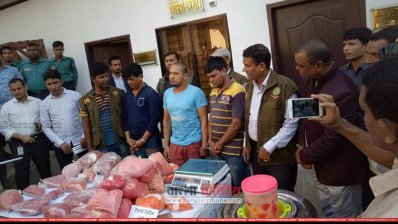 চট্টগ্রামে ইয়াবা তৈরির কারখানার সন্ধান