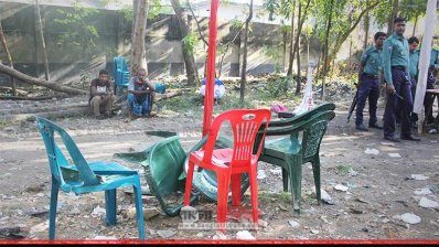 দুর্গাকুমার পাঠশালা স্কুলে হামলার পর তোলা ছবি