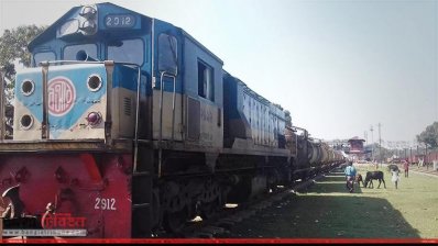 তেলবাহী ট্রেন লাইনচ্যুত