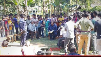 কমলগঞ্জ থানার উপ-পরিদর্শক মাহবুব আহমেদের নেতৃত্বে ঘটনাস্থলে পুলিশ