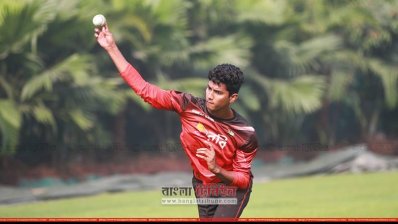 বিশ্বকাপে প্রতিপক্ষ ব্যাটসম্যানদের স্টাম্প উপড়ে দেওয়া তার স্বপ্ন