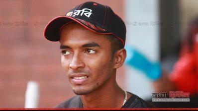 টিপুকে ক্রিকেটার হতে সবচেয়ে বেশি উৎসাহ দিয়েছেন তার মা