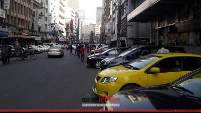 রাজধানীতে শুরু হয়েছে অনস্ট্রিট পার্কিং 