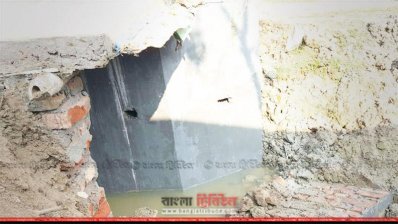 নির্মান কাজ শেষ হওয়ার পরই ভেঙে পড়েছে কালভার্ট