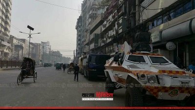 বিএনপির কেন্দ্রীয় কার্যালয়ের সামনে অতিরিক্ত পুলিশ