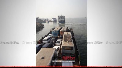 পাটুরিয়া-দৌলতদিয়া রুটে ফেরি চলাচল স্বাভাবিক