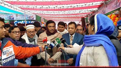 উন্নয়ন মেলায় মাহবুব উল আলম হানিফ