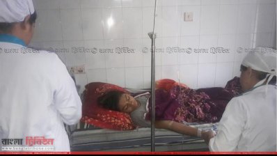হাসপাতালে চিকিৎসাধীন শ্রাবণী শায়লা