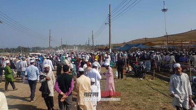 মৌলভীবাজারে ইজতেমায় লাখো মুসল্লির জুমার নামাজ আদায়