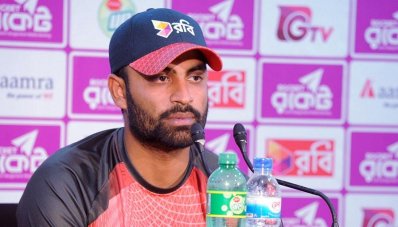 সংবাদ সম্মেলনে তামিম। ছবি: বিসিবি