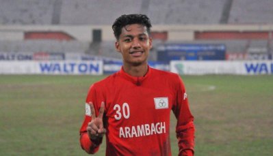 আরামবাগের জয়সূচক গোলদাতা মোহাম্মদ জুয়েল। ছবি-বাফুফে