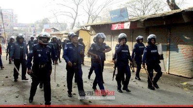 বিএনপি-ছাত্রলীগ-পুলিশ সংঘর্ষ