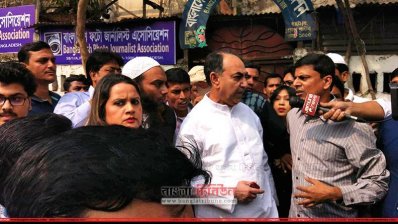 মির্জা আব্বাসের নেতৃত্বে মিছিল বের করার চেষ্টা করে বিএনপি 