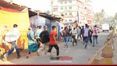 পুলিশের ধাওয়ায় স্থান ছাড়ছেন বিএনপি নেতাকর্মীরা 
