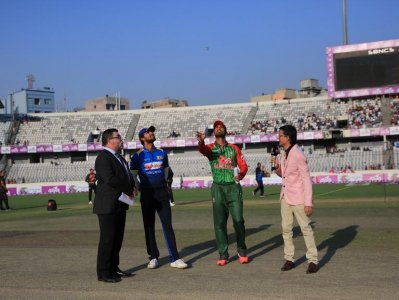 তামিমহীন বাংলাদেশ টস জিতে ব্যাটিংয়ে