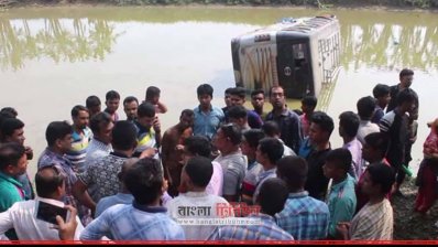 গোপালগঞ্জে বাস ও পিকআপের মুখোমুখি সংঘর্ষ