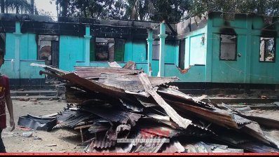 জৈন্তাপুরে হামলা ও অগ্নিকাণ্ডের পর ধ্বংসযজ্ঞ