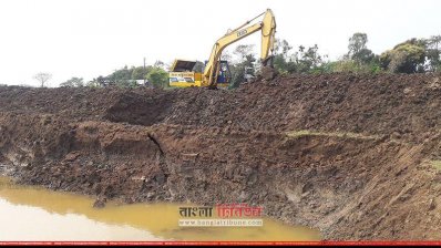 নির্মাণাধীন সুনামগঞ্জের ফসলরক্ষা বাঁধ 