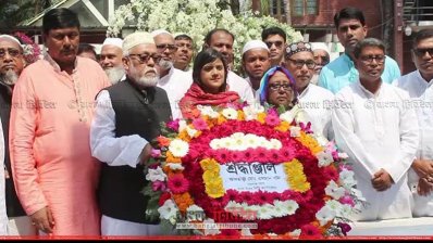 বঙ্গবন্ধুর সমাধিতে ডিএনসিসি’র ভারপ্রাপ্ত মেয়রের শ্রদ্ধা