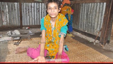নির্যাতনের চিহ্ন দেখাচ্ছে আশফিয়া