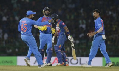 চান্ডিমালকে ফেরালেন চাহাল
