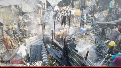 চাঁদপুরের বাজারে আগুন