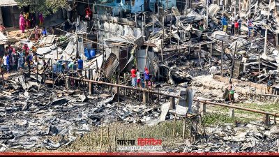 আগুনে পুড়ে ছাই হয়ে যাওয়া মিরপুর পল্লবীর বস্তি