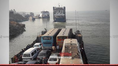ফেরি চলাচল শুরু