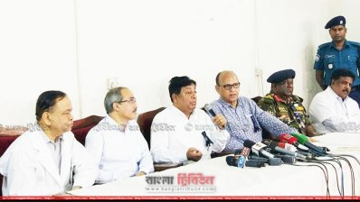 ঢামেক হাসপাতালে সংবাদ সম্মেলন (ছবি- সাজ্জাদ 