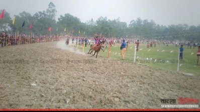 উন্নয়নশীল দেশে উত্তরণে কুড়িগ্রামে ঘোড় দৌড় 