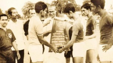 পুরস্কারের জন্য আর কত অপেক্ষা স্বাধীন বাংলা ফুটবল দলের!