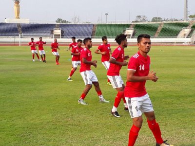 ম্যাচ পূর্ববর্তী অনুশীলনে বাংলাদেশ দল। 