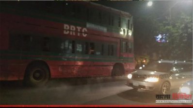 উল্টোপথে যাচ্ছে জাহাঙ্গীরনগর বিশ্ববিদ্যালয়ের দ্বিতল বাস