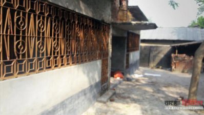 শিবগঞ্জের এই বাড়িতে আস্তানা গেড়েছিল জঙ্গিরা