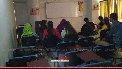 সরকারি নির্দেশ উপেক্ষা করে চলছে সাইফুর&rsquo;স-্এর ক্লাশ